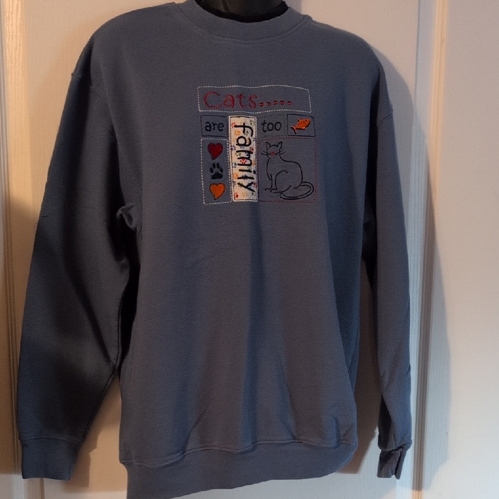 Cozy Blue Cat Women's Sweatshirt